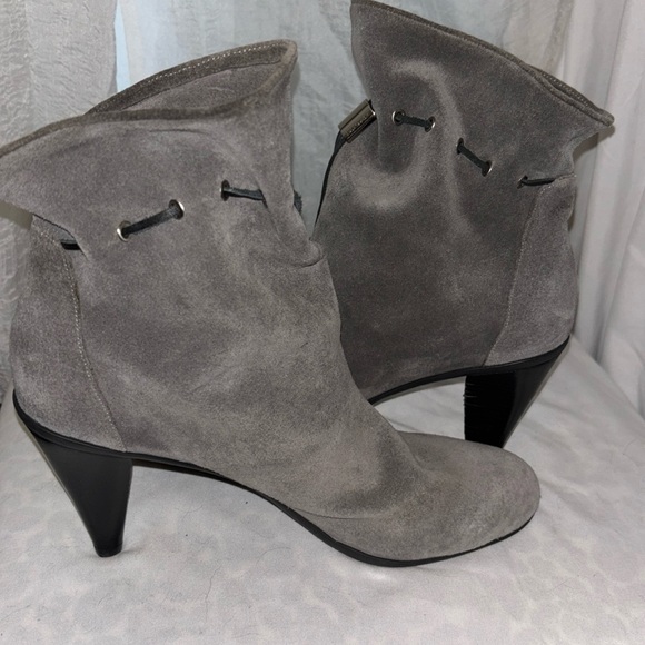 Michael Kors Soft Low Gray Suede Leather Womans Drawstring Boots Booties sz 10M - Picture 7 of 10